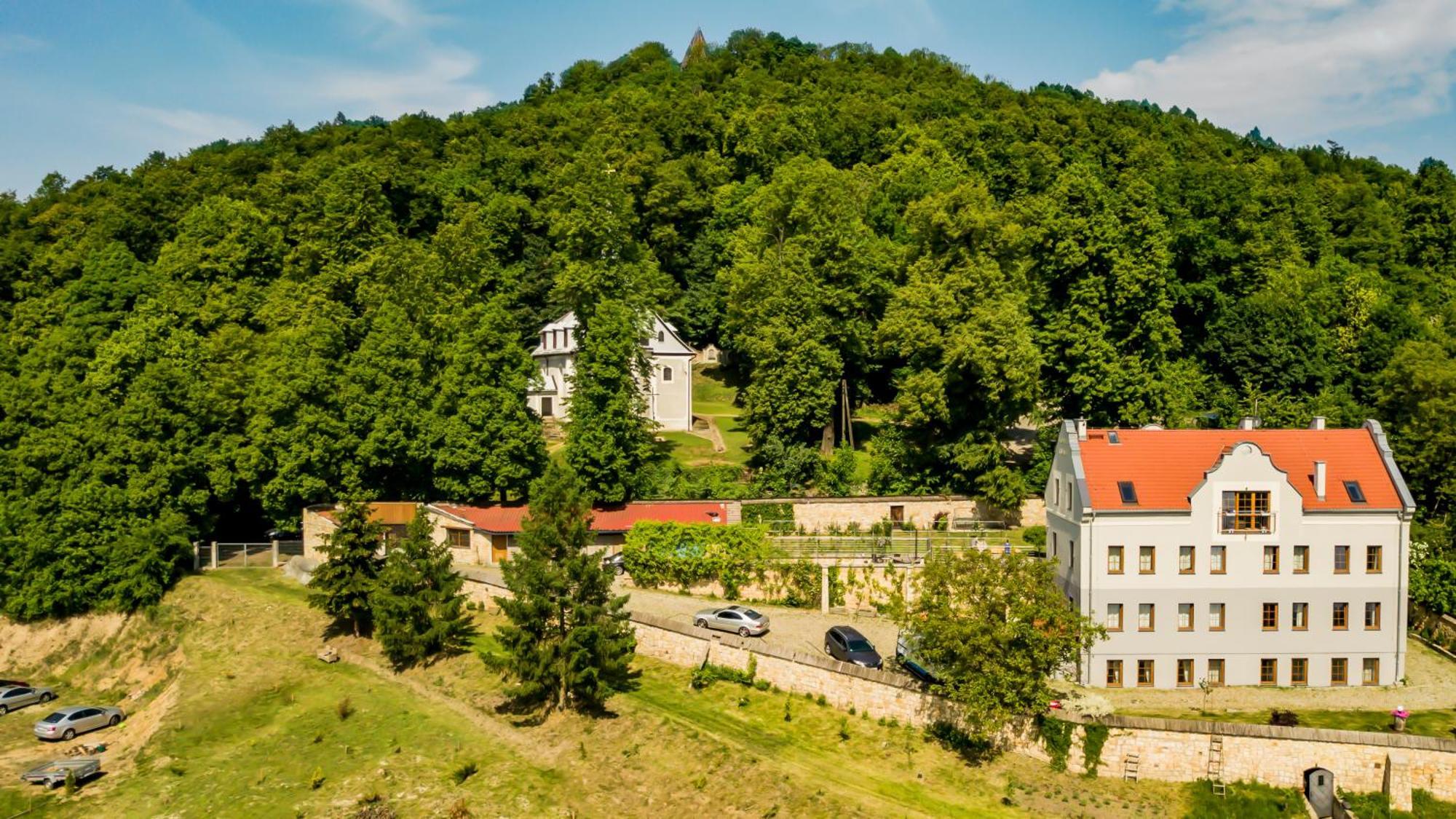 Monte Cuma Uroczysko Pod Zamkiem Grodziec Apartment Zagrodno Exterior photo