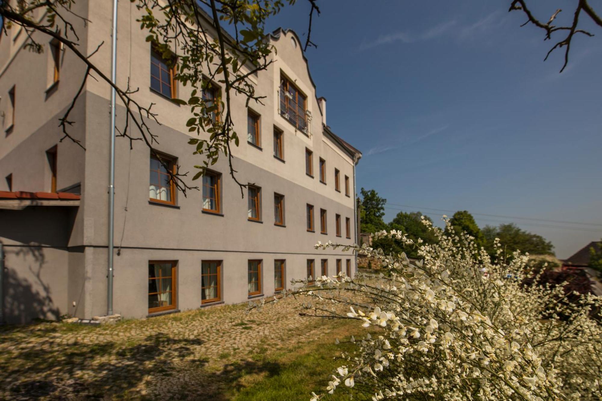 Monte Cuma Uroczysko Pod Zamkiem Grodziec Apartment Zagrodno Exterior photo